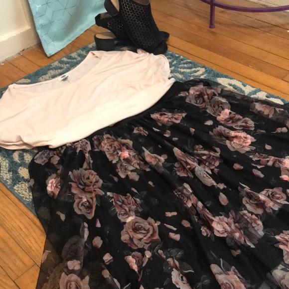 torrid Dresses & Skirts - Torrid Rose Tulle Skirt